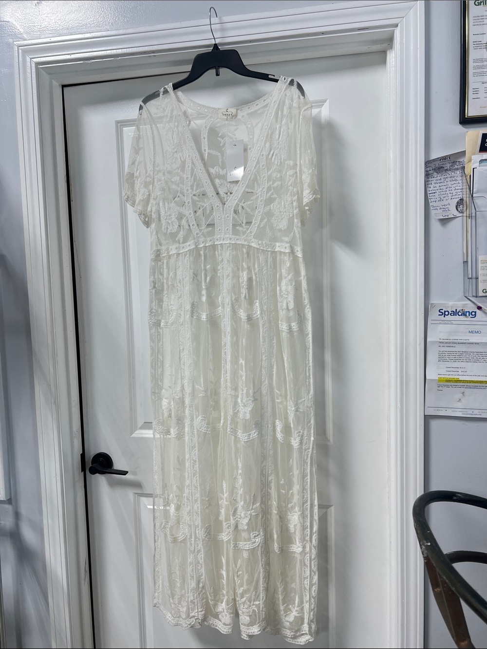 Ivory Lace Embroidered Maxi Dress with V-Neck